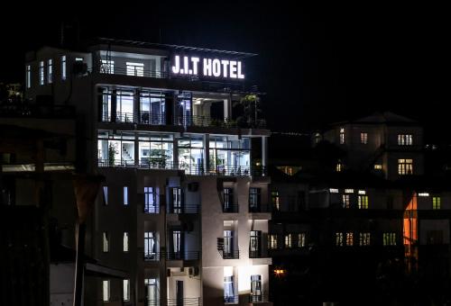 J. I. T HOTEL