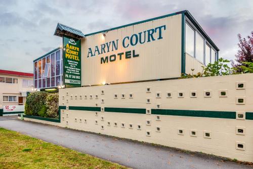 Aaryn Court Motel