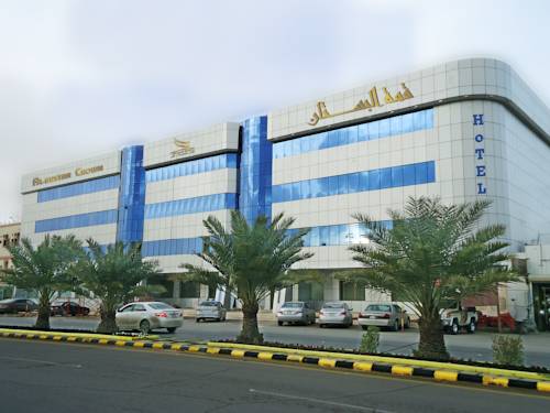 Al Bustan Crown Hotel
