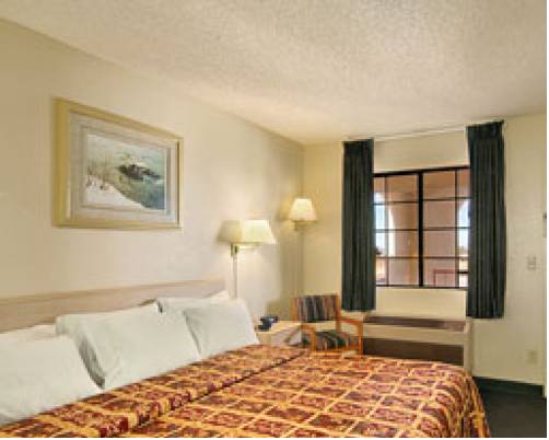 California Inn Hotel and Suites