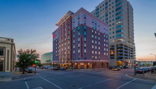 Hampton Inn & Suites Tulsa Downtown, Ok