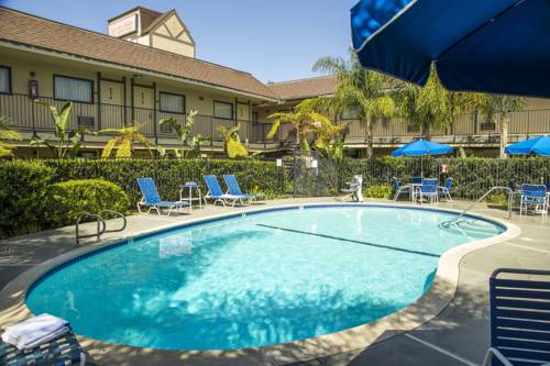 Key Inn and Suites